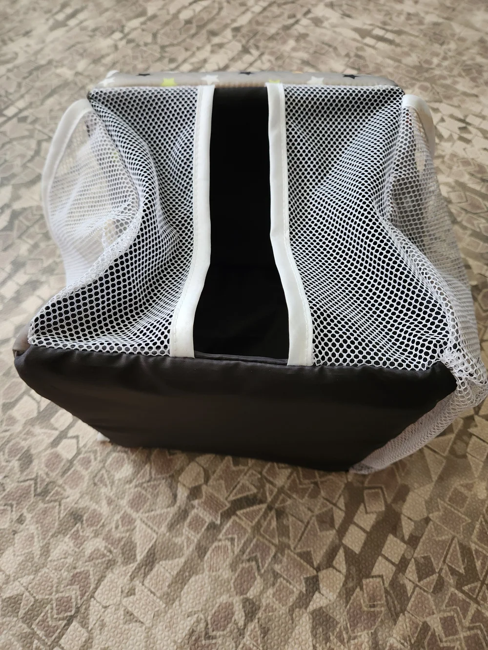 NWOT Bimbky over the crib or playpen diaper and wipes storage
